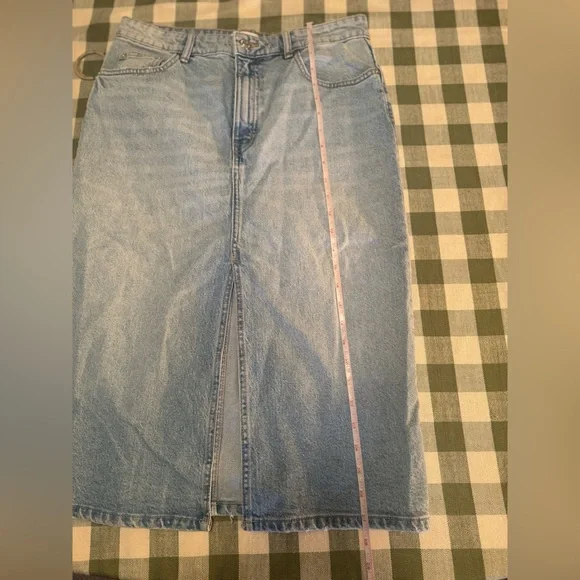 Zara Midi Denim Skirt - Picture 5 of 9